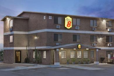 Hotel Super 8 by Wyndham Lake Havasu City