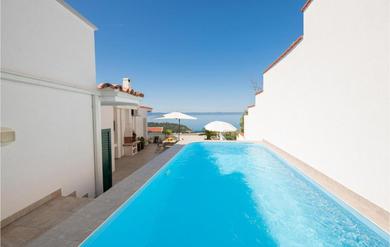 Holiday home Amazing Home In Makarska With Wifi, Private Swimming Pool And Outdoor Swimming Pool