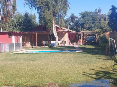 Дом отдыха Lago rapel linda casa de campo con piscina