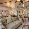 Holiday home Classic Shingletown Getaway with Private Deck!