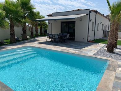 Villa Villa les Palmiers au calme avec piscine