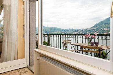 Апартаменты ALTIDO Apt with Amazing view on Lake Como and Parking