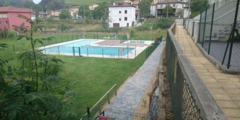 Hotel Casa adosada con piscina