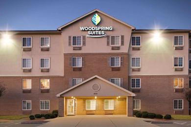 Отель WoodSpring Suites Fort Worth Forest Hill