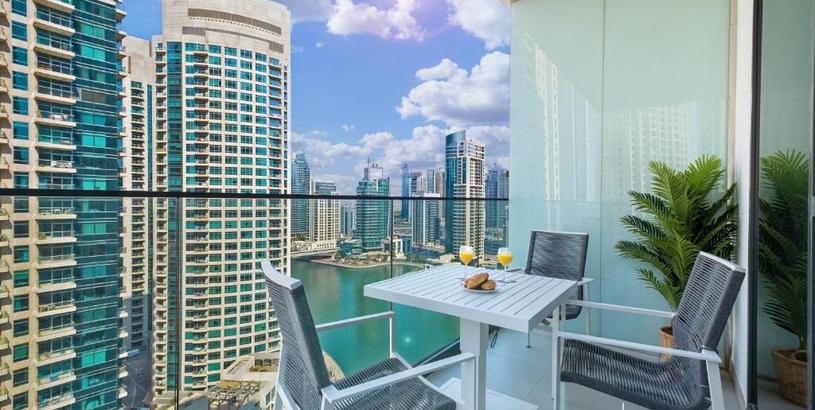 Apartments LUX Contemporary Suite with Full Marina View 4