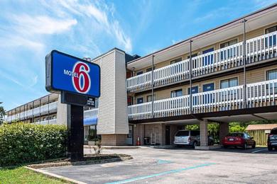 Hotel Budget Inn-Norfolk, VA - Oceanview