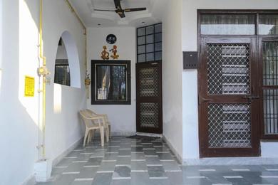 Guest house Aradhanas Home Stay Near Taj Mahal