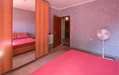 Отель Nice Home In San Zenone D, Ezzelini With Wifi And 3 Bedrooms