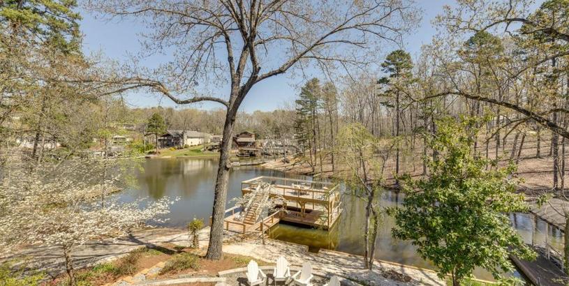 Holiday home Badin Lake Cabin with Dock and 2-Story Boat Slip!