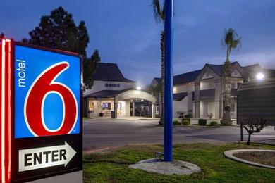 Hotel Motel 6-Buttonwillow, CA Central