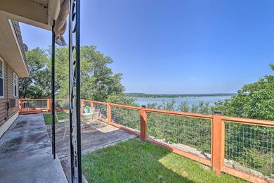 Holiday home Bright Waterfront Retreat with Deck and Fire Pit!