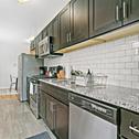 Апартаменты 1BR Rogers Park Apt with King Bed, Kitchen in Loyola - Lunt 2E