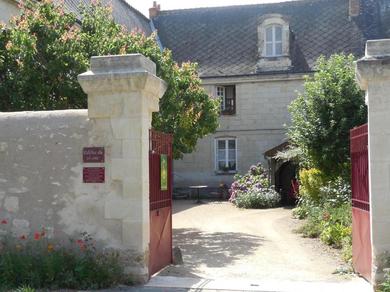 Holiday home Gîte Berthenay, 3 pièces, 4 personnes - FR-1-381-5