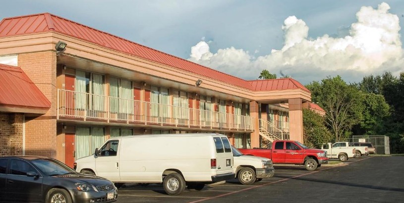 Motel Express Inn & Suites