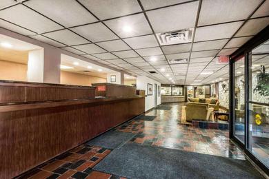Отель Quality Inn & Suites Binghamton Vestal