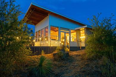 Lazo House - Riverfront with Pool Overlooking Llano River