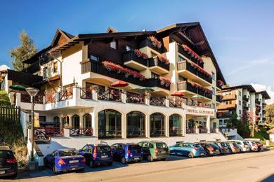 Отель Hotel Alpenruh-Micheluzzi