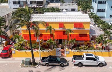 Resort Villa Sinclair Beach Suites and Spa