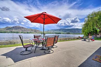 Waterfront Lake Osoyoos Cottage with Beach and Patio!