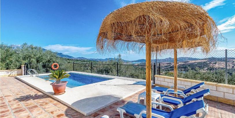 Holiday home Awesome Home In Periana With 3 Bedrooms, Wifi And Outdoor Swimming Pool