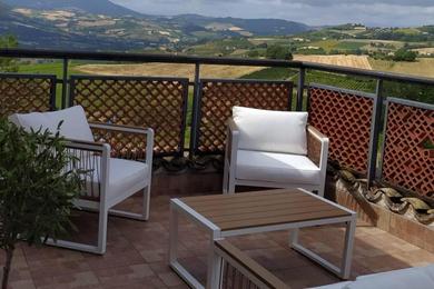 Apartments Immaculate 1Bedroom Apartment in Ortezzano