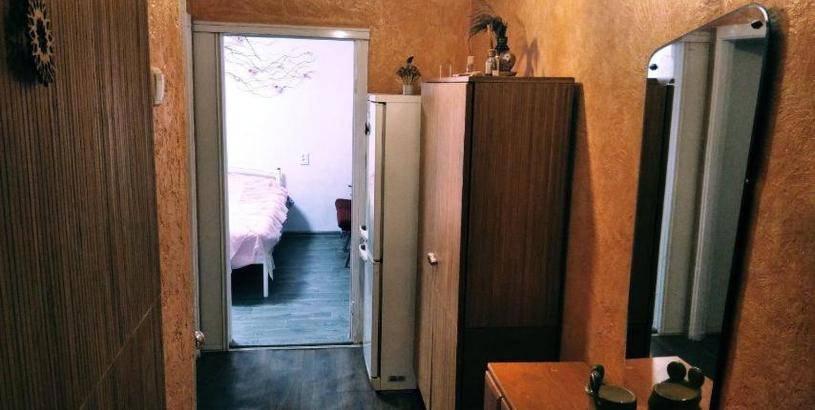 Apartments 1к Квартира біля метро Дарниця