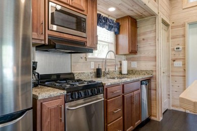 Holiday home Lakeview Tiny House