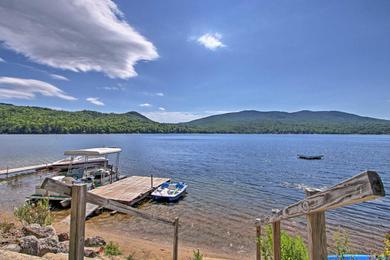 Holiday home Lake Stinson Cottage with Sunroom and Shared Dock!