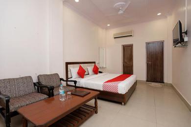 Hotel Collection O 39781 Shree Krishna Residency