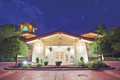 Отель La Quinta Inn by Wyndham Merrillville