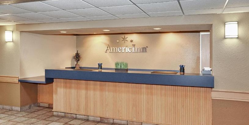 Отель AmericInn by Wyndham Douglas/Saugatuck