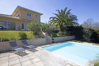 Holiday home Superb 5 and bright house with garden and pool in Boucau - Welkeys