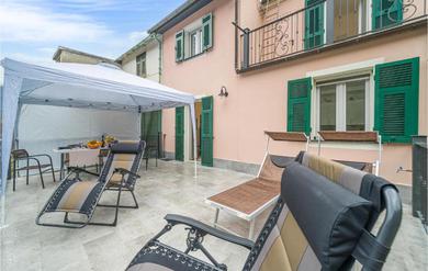 Holiday home Awesome home in Cicagna with 3 Bedrooms and WiFi