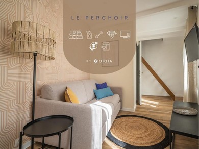 Отель Le Perchoir - Centre - Triplex - Proche Narbonne