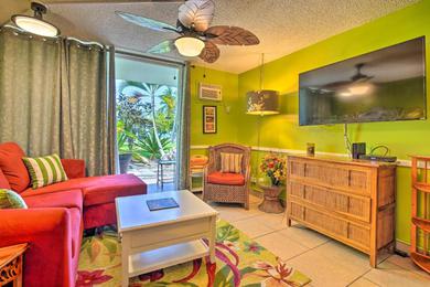 Apartments Oceanfront Kailua-Kona Islander Studio with Lanai!