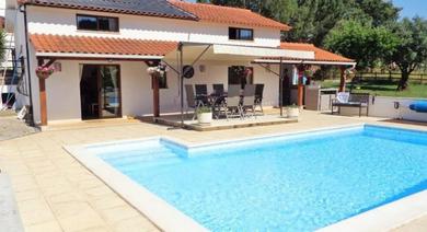 Дом отдыха Charming 3-Bed Lodge in Penela Central Portugal