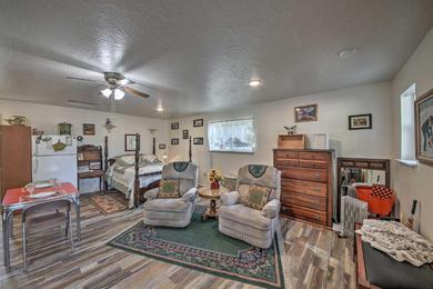Apartments Pet-Friendly Libby Cottage with Mountain Views!