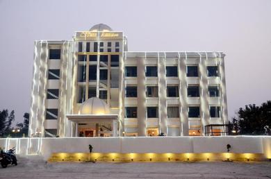 Hotel The Asha, Basti - AM Hotel Kollection