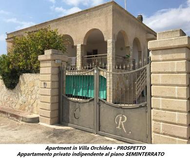 Дом отдыха Apartment in Villa Orchidea - Casa Vacanze San Pietro in Bevagna - SALENTO - Puglia - ITALY