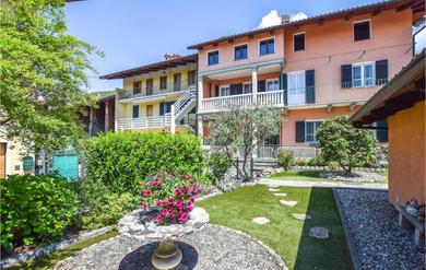 Holiday home Awesome home in Palazzo Canavese with WiFi and 4 Bedrooms