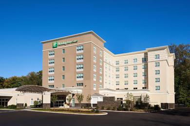 Отель Holiday Inn & Suites Philadelphia W - Drexel Hill, an IHG Hotel