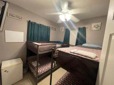 Hostel Miami Vibes "Hostel-Like" Shared Room