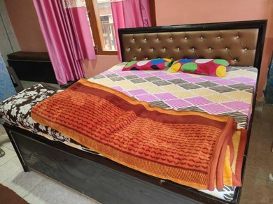 Hotel SPOT ON Navrang Sweets , Home Stay And Restaurant