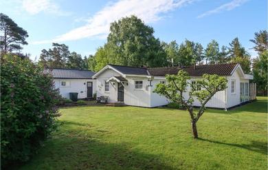 Holiday home Amazing home in Mellbystrand with WiFi and 3 Bedrooms
