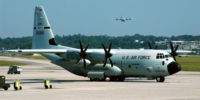 Dobbins Air Reserve Base (MGE), Мариетта, Соединенные Штаты