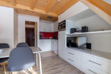 Апартаменты Comfortable furnished studio with an open views of mountains