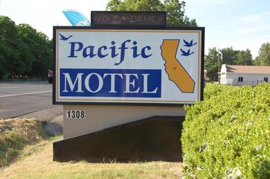 Мотель Pacific Motel