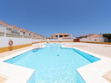 Апартаменты Apartamento Moderno con piscina en El Castillo