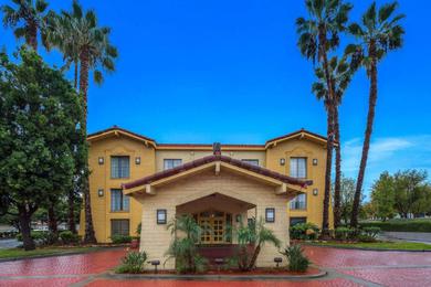 Отель La Quinta Inn by Wyndham San Diego Vista