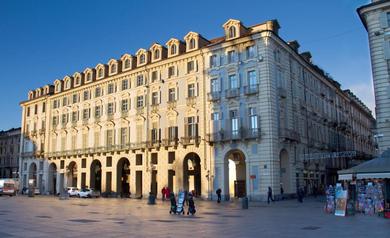 Апарт-отель Piazza Castello Suite